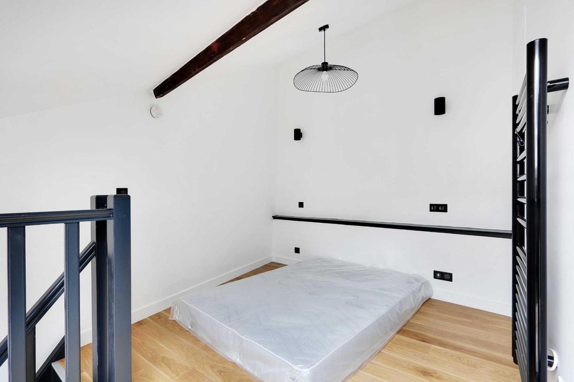 Charming With Ac -rue Des Archives- Le Marais Apartment